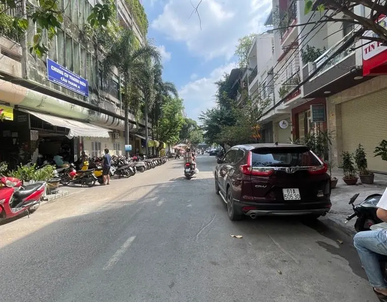 Cơ hội hiếm có mặt tiền kinh doanh tại trung tâm Tân Bình cần bán ngay... Bán owner_side tại Tân Bình, Hồ Chí Minh 01
