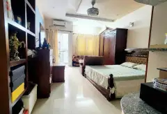 🏡 Nhà 4 tầng HXH 8m – Ông Ích Khiêm, Q.11
	•	Diện tích: 4 x 28m... Bán nhà riêng tại Hòa Bình, Hồ Chí Minh 08