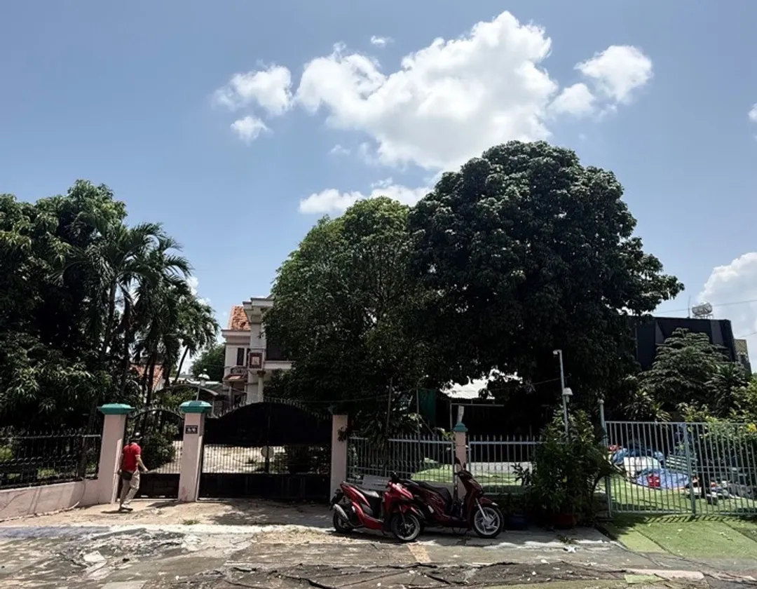 Bán nhà riêng diện tích lớn tại Bình Hưng Hòa, Bình Tân, TP.HCM... Bán nhà riêng tại Bình Hưng Hòa, Hồ Chí Minh 01