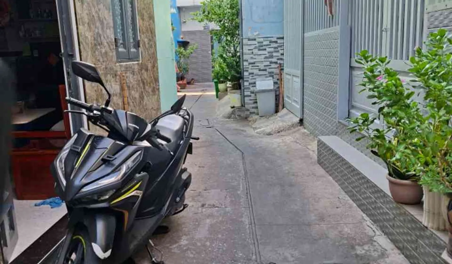 Nhà riêng 4 tầng 5 phòng ngủ trên diện tích 36.6m2 tại Quận 11, giá cạnh tranh... Bán nhà riêng tại Minh Phụng, Hồ Chí Minh 01