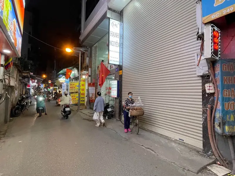 Nhà mặt phố cao cấp quận Cầu Giấy, thiết kế hiện đại với thang máy... Bán nhà mặt phố tại Yên Hòa, Hà Nội 01