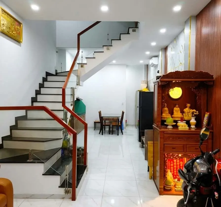 Bán Nhà Mới 4 Tầng trục đường Phạm Văn Chí -Bình Tiên, DT 50m2 ,Nở Hậu Đẹp, Nhỉnh 7 tỷ... Bán nhà riêng tại Bình Tiên, Hồ Chí Minh 01