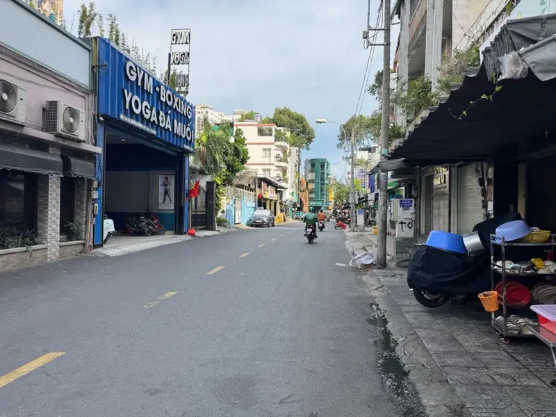 VỪA Ở VỪA MỞ VĂN PHÒNG: TỔ ẤM LÊ HỒNG PHONG 104M² CHỈ NHỈNH 11.X TỶ... Bán căn hộ chung cư tại Chợ Quán, Hồ Chí Minh 01