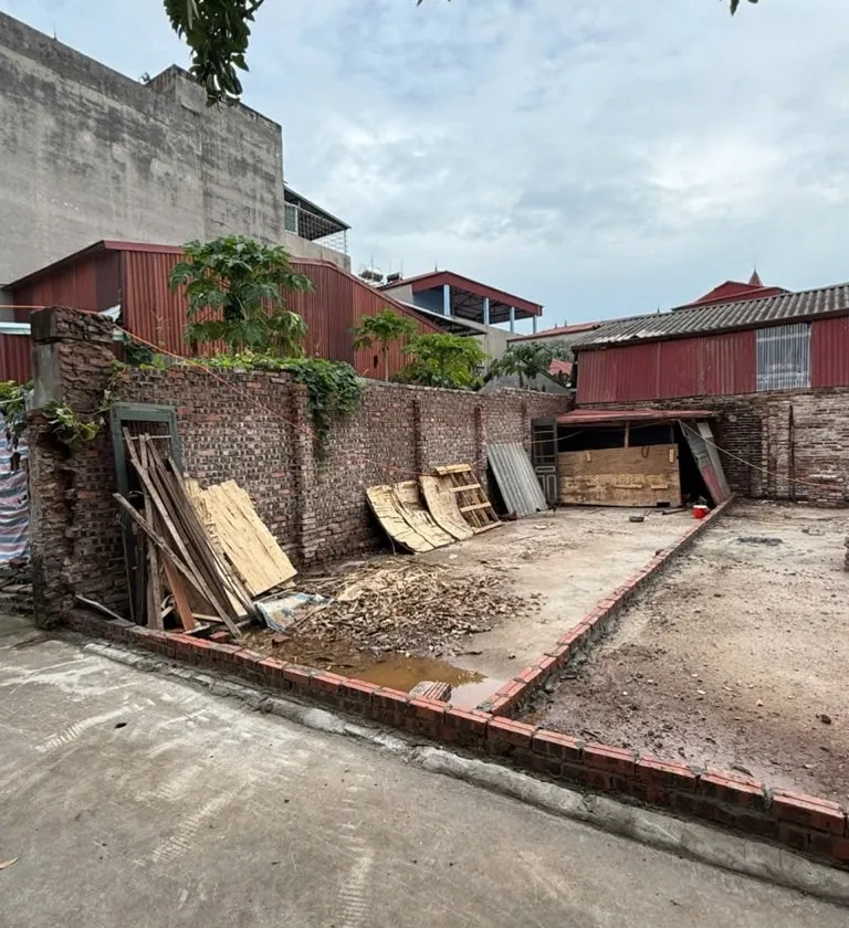 🔥 HIẾM HÀNG ĐỒNG HƯƠNG – NGÕ 237 – Ô TÔ TRÁNH – GIÁ CHỈ 2,15 TỶ TL CHO K THIỆN CHÍ 🔥... Bán owner_side tại Phù Khê, Bắc Ninh 01