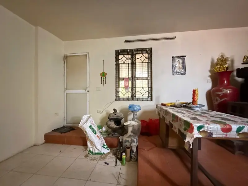 Bán nhà riêng 4 tầng 110m² tại trung tâm với sân vườn và pháp lý đầy đủ... Bán nhà riêng tại Nghĩa Đô, Hà Nội 01