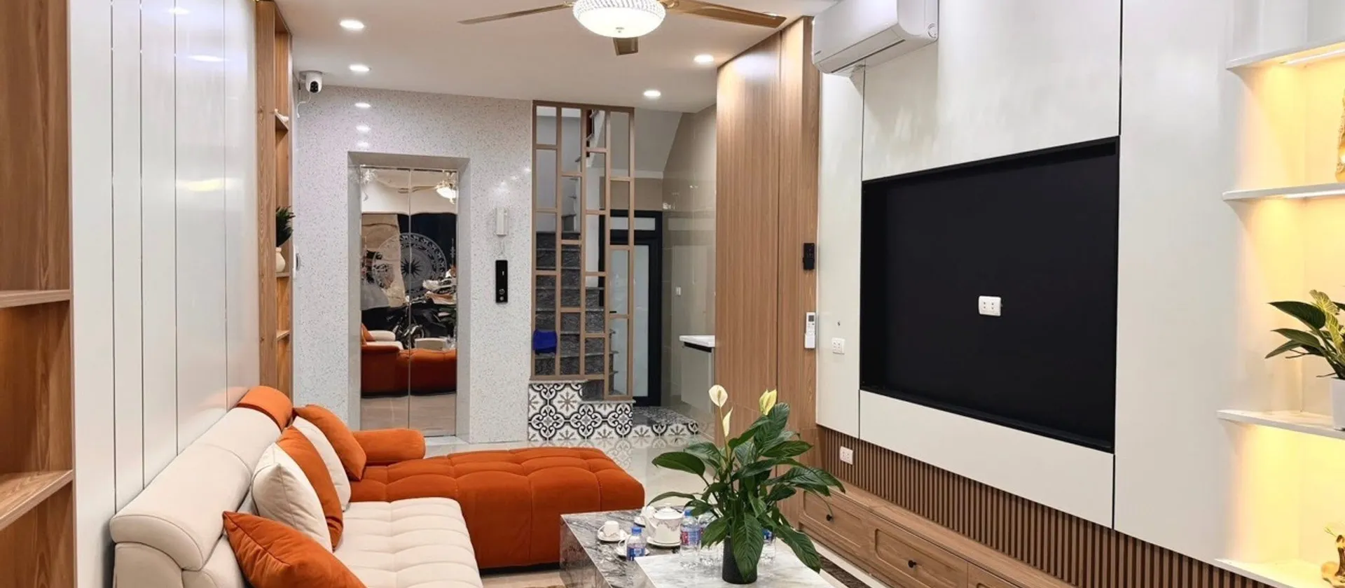 Mặt ngõ TT Thanh Xuân - 6 tầng thang máy  full nội thất - vừa ở vừa cho thuê rất phù hợp - Ngõ thoá... Bán nhà riêng tại Thanh Xuân, Hà Nội 01