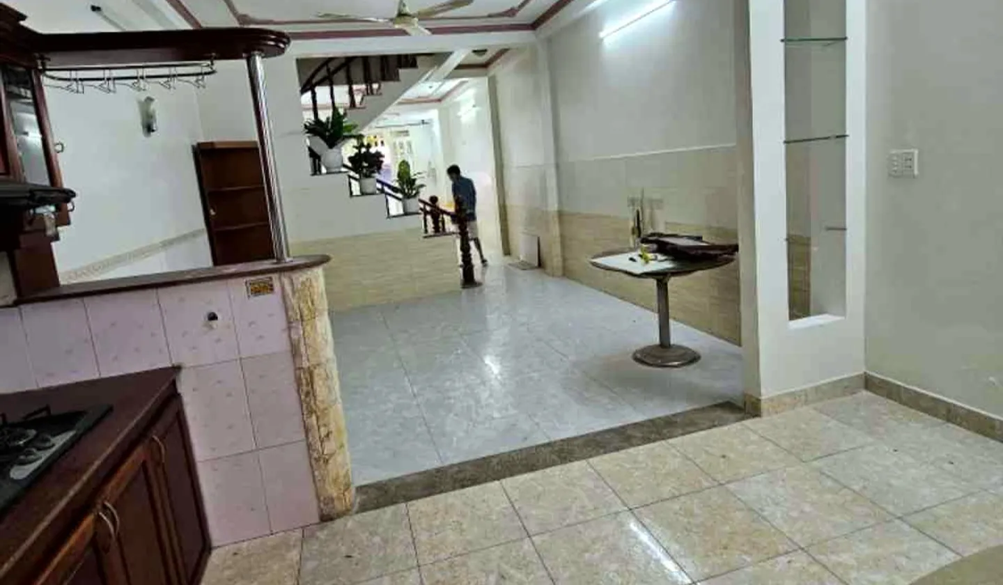 Bán nhà 3 tầng giáp Quận 6 - Kinh Dương Vương - 4 Phòng ngủ - DT: 72m²... Bán nhà riêng tại An Lạc, Hồ Chí Minh 01