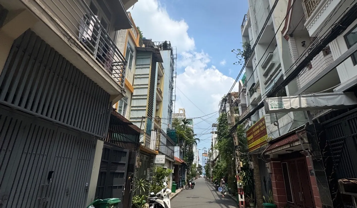 Nhà 6 tầng tinh tế tại Tân Bình, ngay gần sân bay... Bán nhà riêng tại Tân Bình, Hồ Chí Minh 01