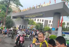 CĂN HỘ TẬP THỂ PHỐ HOÀNG ĐẠO THÀNH - NHÀ 2 MẶT NGÕ Ô TÔ - TIỆN ÍCH BẠT NGÀN - KINH DOANH TUYỆT ĐỈNH... Bán căn hộ chung cư tại Khương Đình, Hà Nội 02