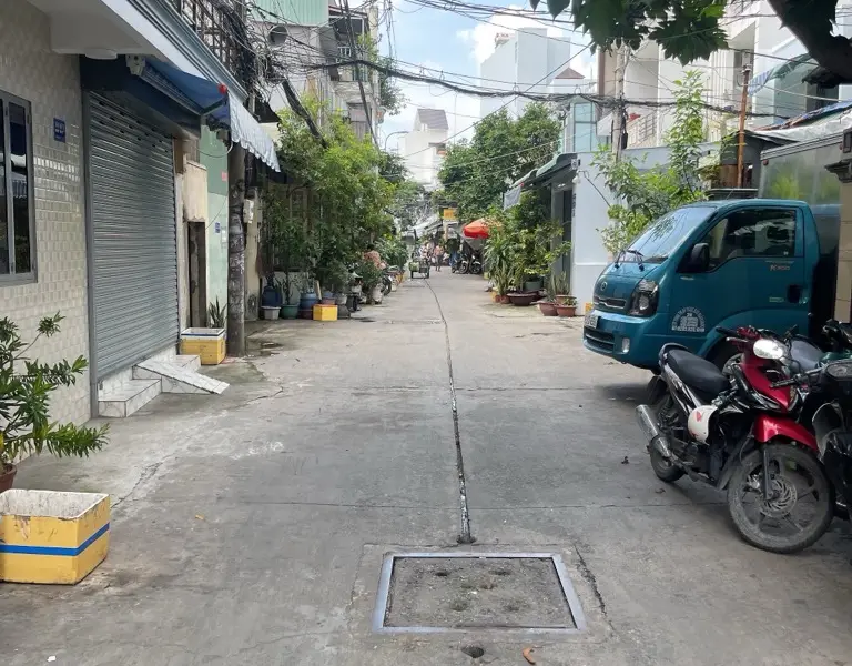 Bán nhà riêng 2 tầng diện tích 132m2 tại Tân Hóa, Quận 11, mặt tiền rộng 4.8m... Bán nhà riêng tại Minh Phụng, Hồ Chí Minh 01