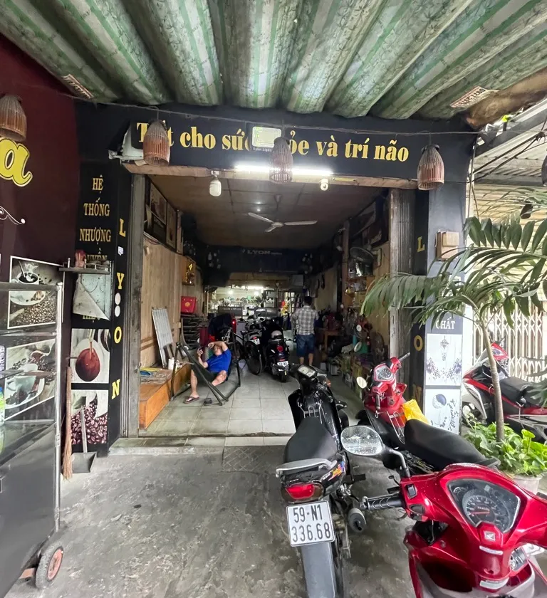 Bán nhà mặt phố 4 tầng diện tích 110m² đường Trương Phước Phan, giá 13,9 tỷ... Bán nhà mặt phố tại An Lạc, Hồ Chí Minh 01