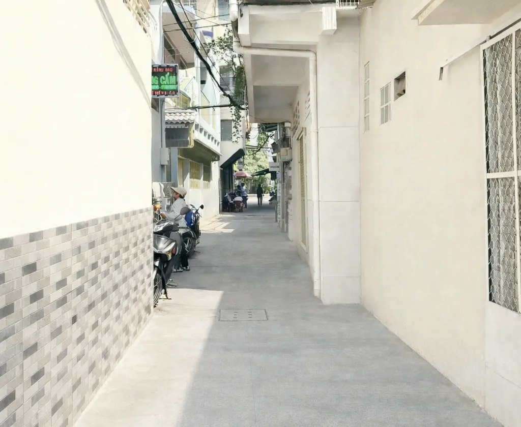 SÁT MẶT TIỀN 4,2TỶ_ 3TẦNG 3PN HẺM THÔNG_ P4 TÂN BÌNH... Bán nhà riêng tại Tân Sơn Hòa, Hồ Chí Minh 01
