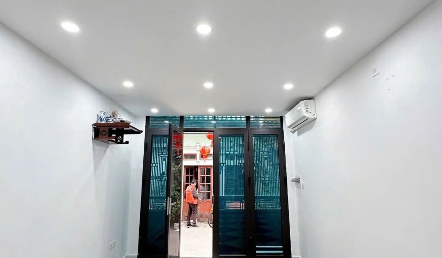 Gần chợ Hà Đông - ô tô đỗ cửa vào nhà - ngõ thông rộng như phố - kinh doanh được... Bán nhà riêng tại Hà Đông, Hà Nội 01