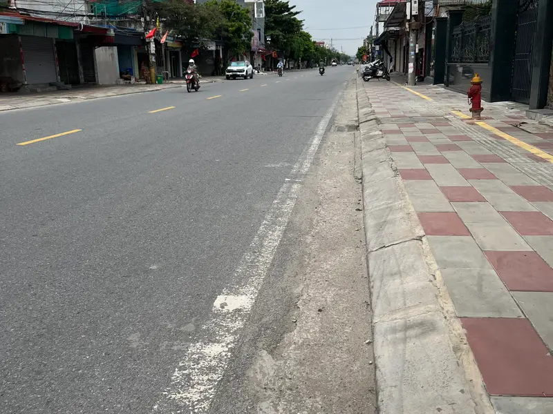 Bán NhÀ MẶT ĐƯỜNG To vừa KINH DOANH – vừa Ở ,ttTRƯỜNG SƠN, AN LÃO... Bán nhà mặt phố tại An Lão, Hải Phòng 01
