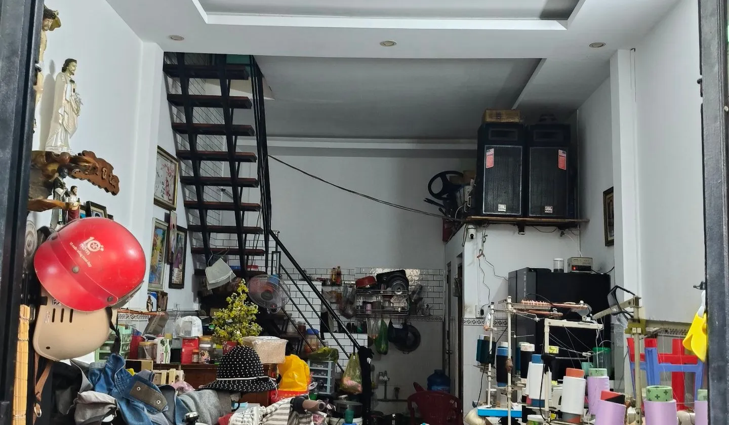 Bán nhà riêng 2 tầng tại Tô Ký, giá 3.2 tỷ, SHR công chứng ngay... Bán nhà riêng tại Trung Mỹ Tây, Hồ Chí Minh 01