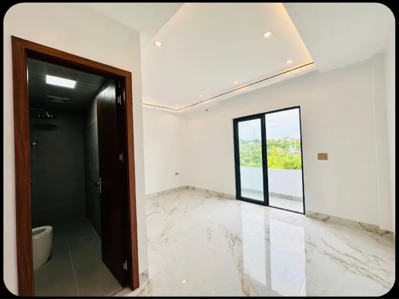 Bán shophouse 5 tầng diện tích 104m² tại phường Hà Tu, Quảng Ninh... Bán Shophouse tại Hà Tu, Quảng Ninh 01