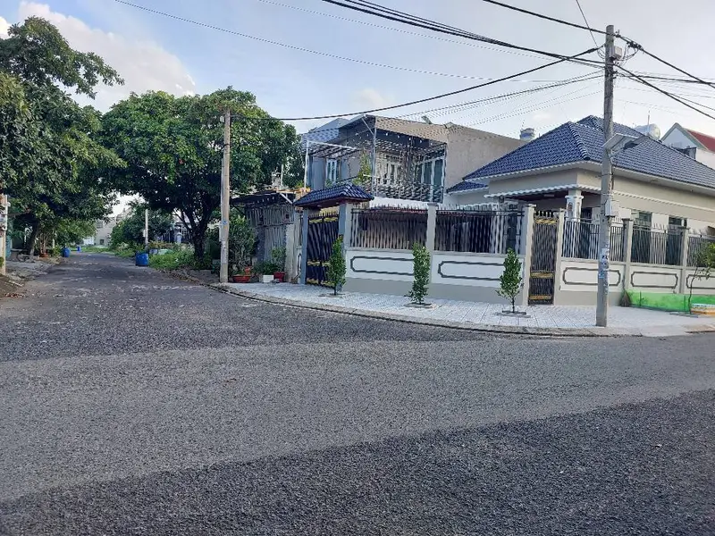 Nhà Phố Mặt Tiền Rộng 7.5m Tại Trung Tâm Phường Tân Đông Hiệp... Bán nhà mặt phố tại Dĩ An, Hồ Chí Minh 01