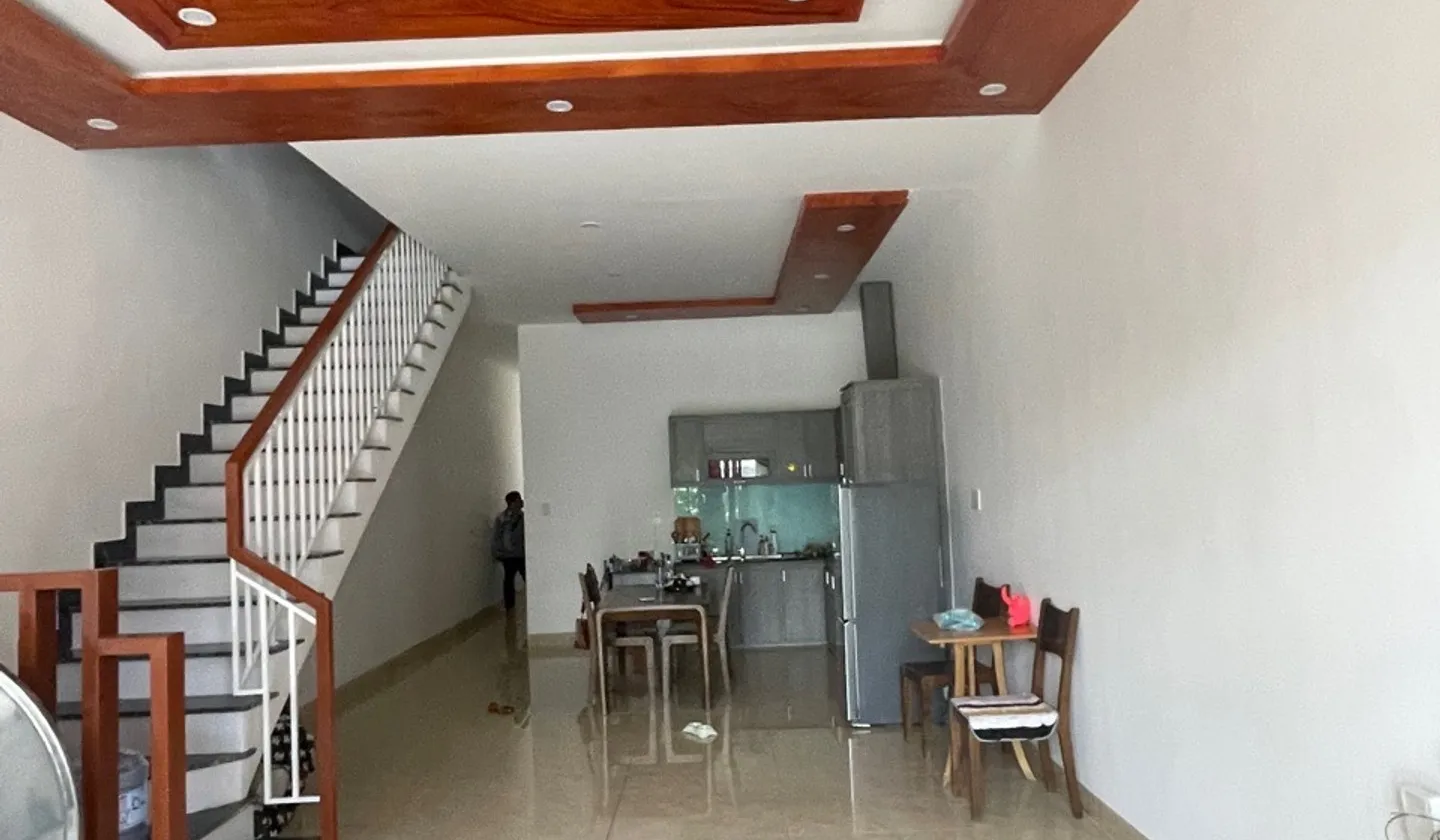 😮 90M² – NHÀ 2 TẦNG MỚI TINH – 5,X TỶ, NHƯNG LẠI NẰM SÁT PHẠM HÙNG!... Bán nhà mặt phố tại Hòa Xuân, Đà Nẵng 01