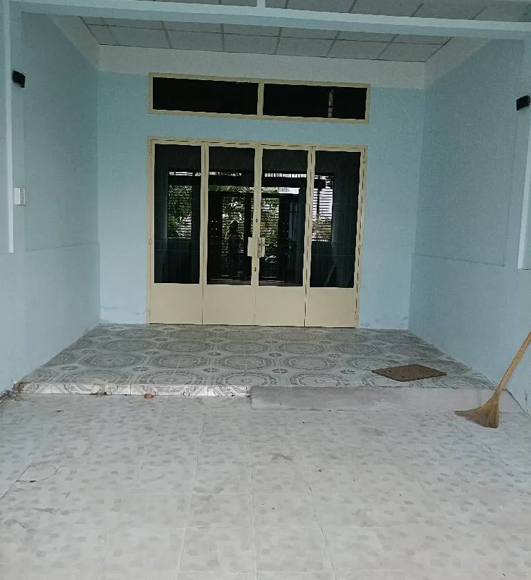 Bán nhà riêng 2 tầng trung tâm Hóc Môn, 93m2, giá 4,5 tỷ đồng... Bán nhà riêng tại Đông Thạnh, Hồ Chí Minh 01