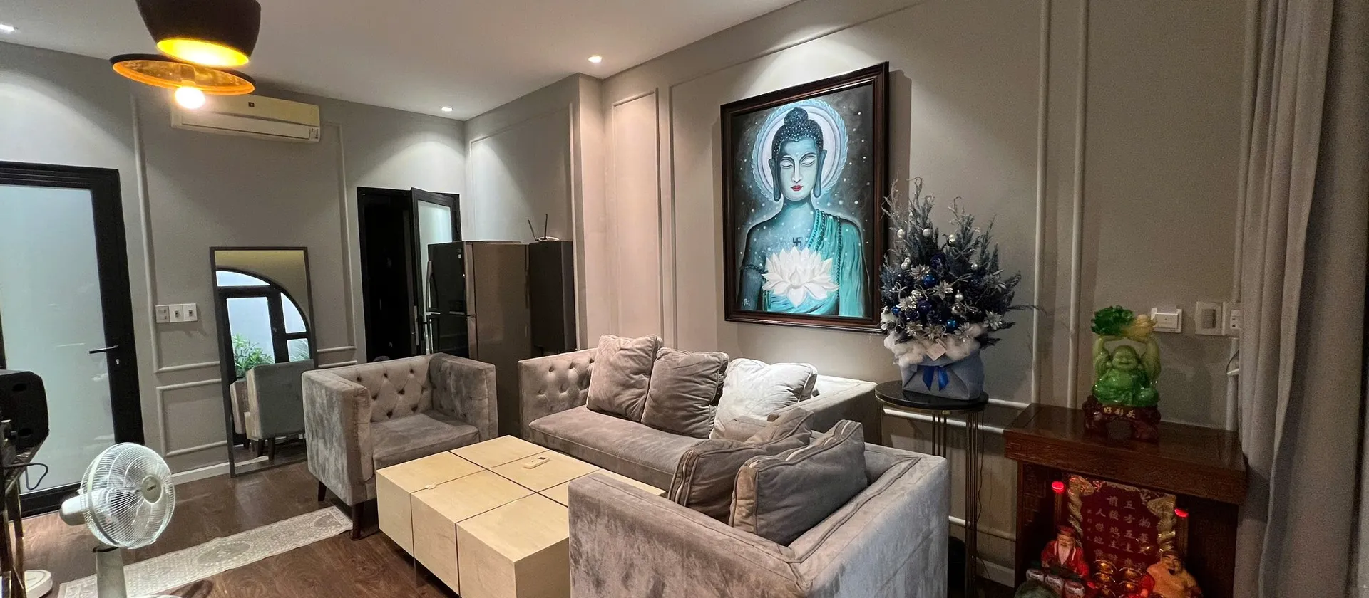 TÒA APARTMENT – 1 MẶT TIỀN CHO THUÊ + 12 STUDIO - 199m² - Hải Châu, Đà Nẵng - 48 tỷ
0762,658,925... Bán nhà mặt phố tại Hải Châu, Đà Nẵng 01