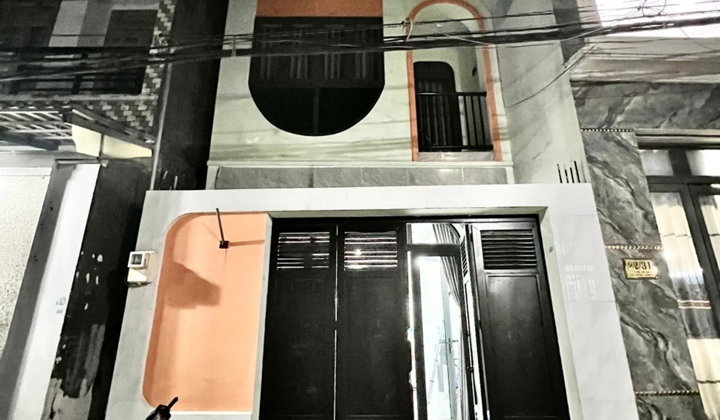 Nhà đẹp 2 tầng Gò Xoài 67m² - Chỉ 5.2 tỷ TL

- DT 4.5x15m (67m²)
- 1 trệt 1 lầu BTCT, 2PN - 2WC.... Bán nhà riêng tại Bình Trị Đông, Hồ Chí Minh 01