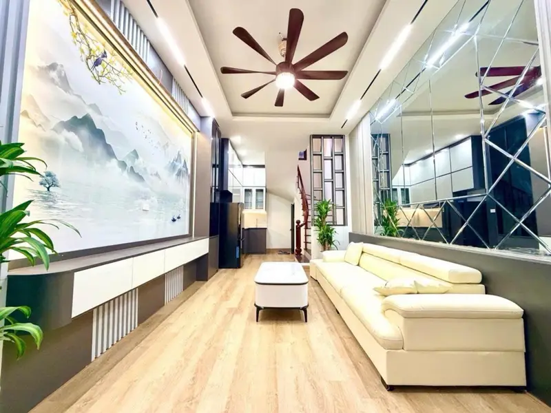 Nhà riêng 5 tầng đẹp, đầy đủ nội thất tại Phường Định Công, Hà Nội... Bán nhà riêng tại Định Công, Hà Nội 01