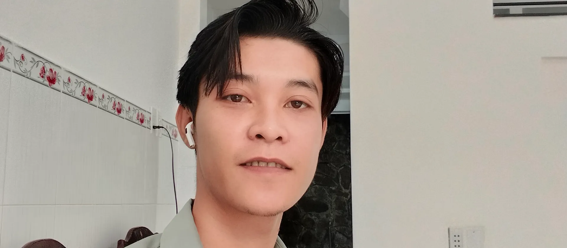 Nhà mới còn thơm mùi sơn , ở LÊ ĐÌNH CẨN - gần CHIẾN LƯỢC
- DT 49m2 , có sân trước để 4-5 xe má.y... Bán nhà riêng tại Tân Tạo, Hồ Chí Minh 01