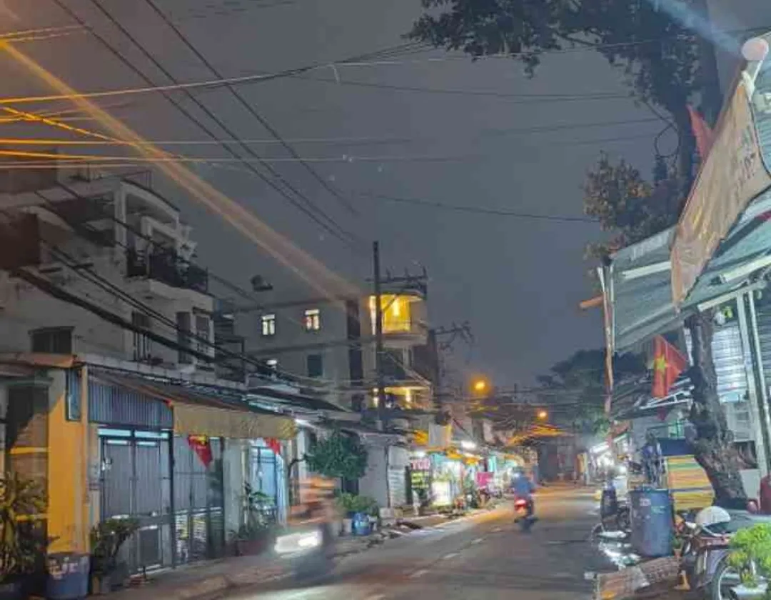 BÁN NHÀ LỘ TẺ BÌNH TÂN.GAN CTY POEWYUEN.2 tang 77m vuông, giá nhỉnh 3t

Nhà ngay chợ Bà Hôm, đi 3 b... Bán nhà riêng tại Tân Tạo, Hồ Chí Minh 01