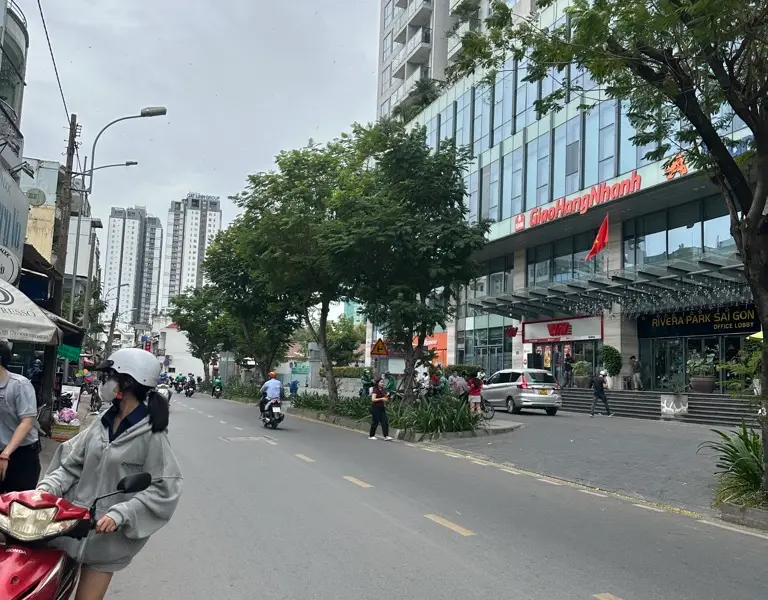 Bất động sản mặt tiền kinh doanh tại trung tâm Quận 10 với diện tích rộng... Bán partner tại Hòa Hưng, Hồ Chí Minh 01