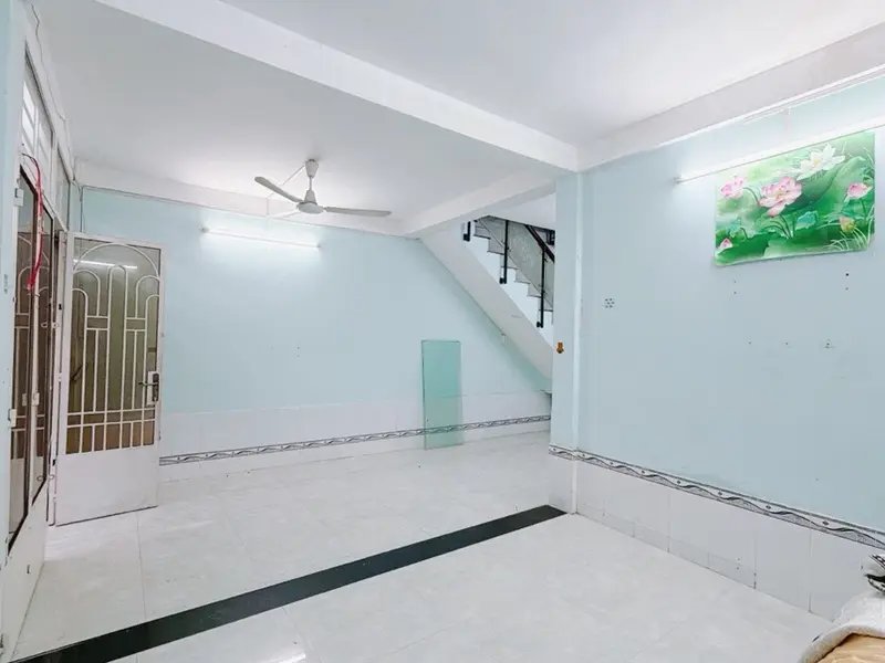 Khu 20 thước - ô tô đổ cửa - 3 tầng - 41m2 (5.8*7m) - Sổ vuông đẹp - SHR - Chào 9T nhỉnh... Bán nhà riêng tại Khánh Hội, Hồ Chí Minh 01
