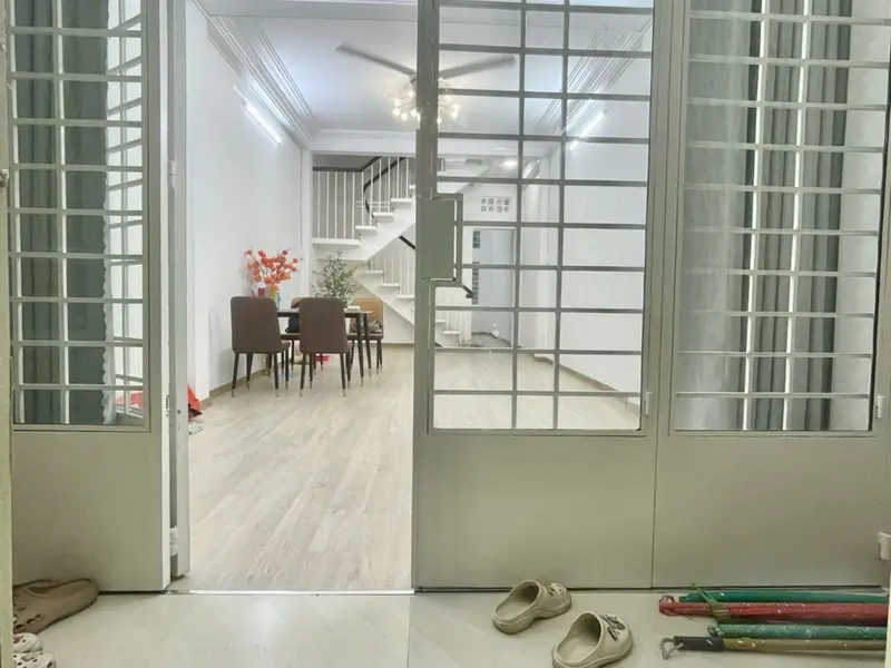 Nhà đẹp 3 tầng 4PN tại Đức Nhuận, Phú Nhuận, giá tốt... Bán nhà riêng tại Đức Nhuận, Hồ Chí Minh 01