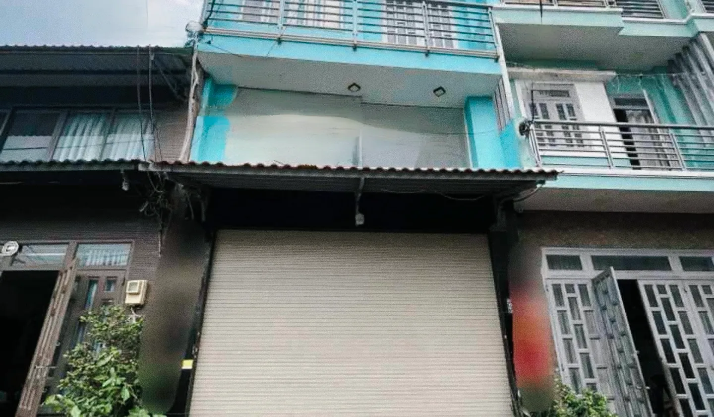 🏠73M2 - 5 TẦNG - HẺM XE TẢI – GẦN MẶT TIỀN – KHU DÂN TRÍ – NHÀ ĐẸP Ở LIỀN – CHỈ 5.X TỶ... Bán nhà riêng tại Bình Hưng Hòa, Hồ Chí Minh 01