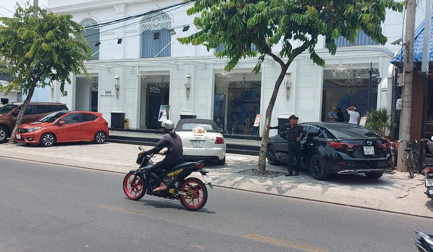 🔥🔥🏡 NHÀ NGANG 8M – 200M² – 2 TẦNG – NGUYỄN ẢNH THỦ - SONG HÀNH - TRUNG CHÁNH - GIÁ 12 TỶ... Bán nhà riêng tại Bà Điểm, Hồ Chí Minh 01