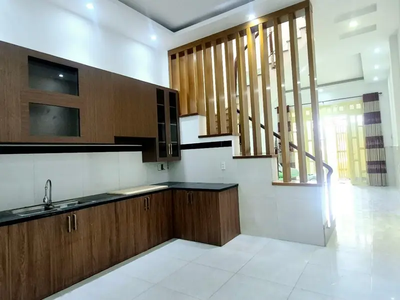 Nhà 2 tầng tuyệt đẹp, xe hơi ngủ trong nhà tại quận Thủ Đức... Bán nhà riêng tại Hiệp Bình, Hồ Chí Minh 01