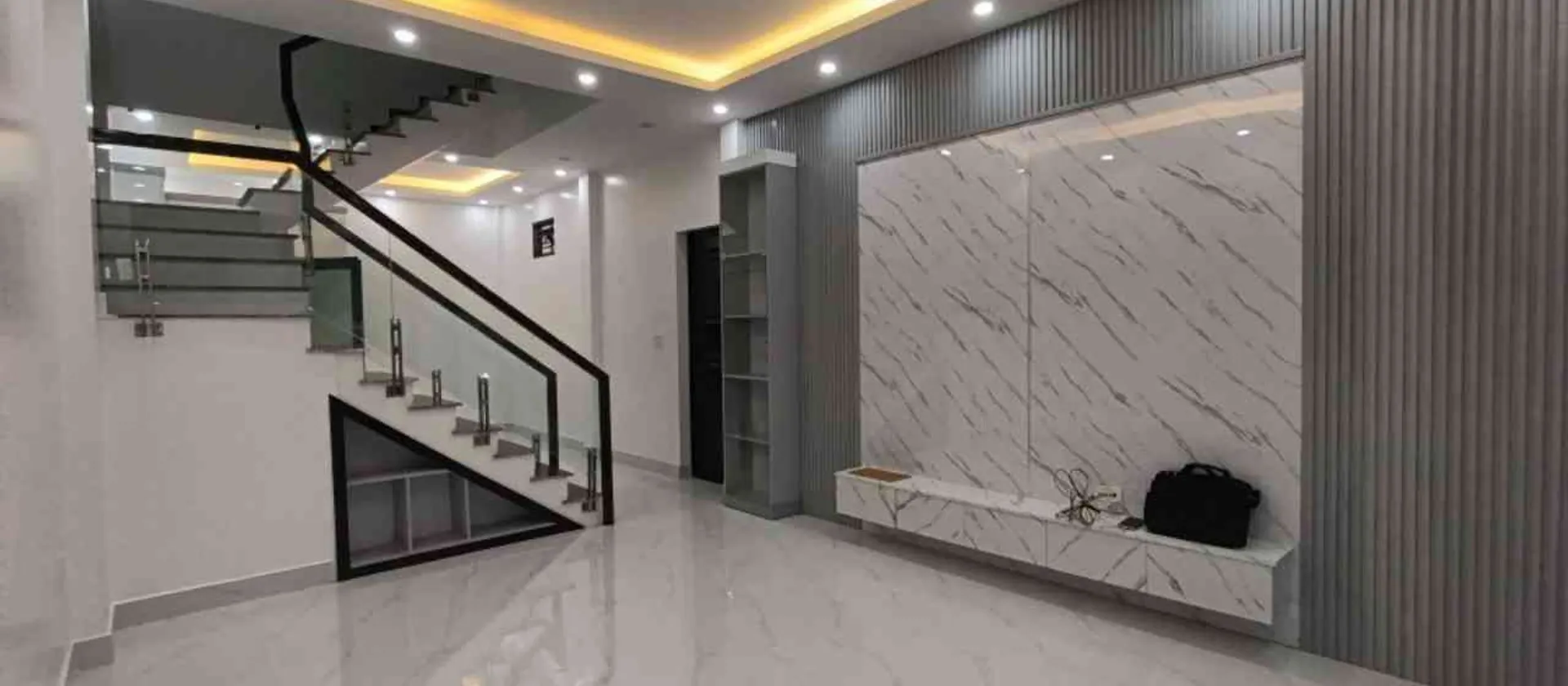 Nhà 3 tầng tân cổ điển xây mới, độc lập, thiết kế khung cột... Bán nhà riêng tại Hồng An, Hải Phòng 01