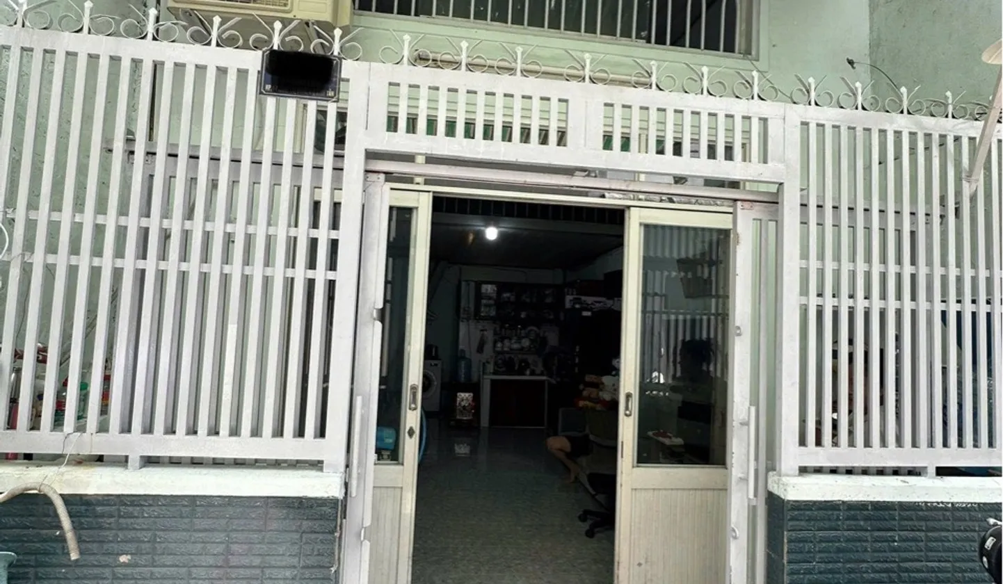 Bán nhà 2 tầng, 30.5m2, HXH, phường Bình Trị Đông, Quận Bình Tân ngay Tân Phú - giá 3.4 tỷ... Bán nhà riêng tại Bình Trị Đông, Hồ Chí Minh 01