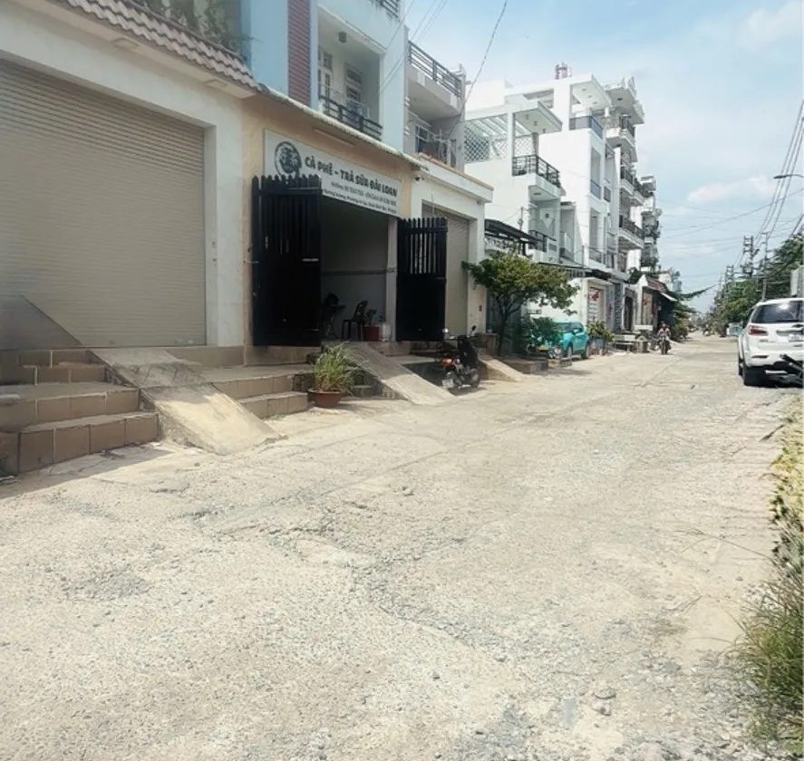 BÁN ĐẤT TẶNG NHÀ NGAY AN DƯƠNG VƯƠNG,AN LẠC,BÌNH TÂN. LÔ GÓC 2 MẶT HẺM 12M THÔNG RA VÕ VĂN KIỆT... Bán nhà riêng tại An Lạc, Hồ Chí Minh 01