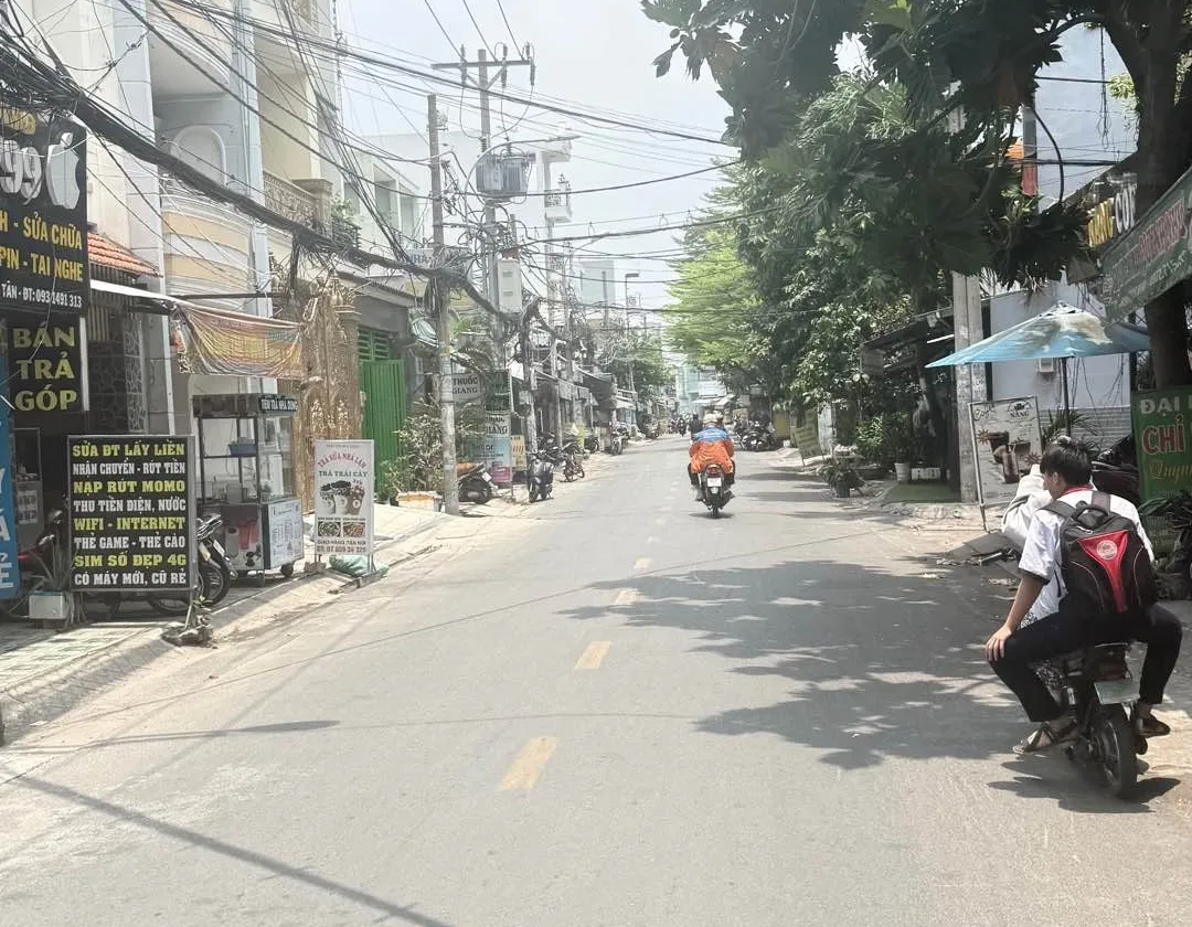 Chủ ngộp bank giảm sâu 37m2 Mặt Tiền LK 8-9. Nhỉnh 4 Tỷ. Trả giá nào cũng chốt... Bán nhà mặt phố tại Bình Hưng Hòa, Hồ Chí Minh 01