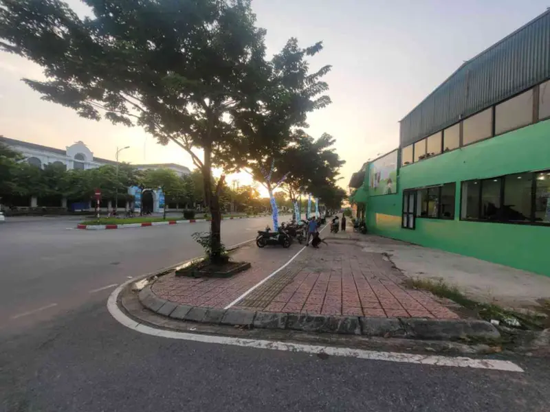 Nhà mặt phố lô góc siêu rộng, kinh doanh đỉnh ở trung tâm... Bán nhà mặt phố tại Phù Đổng, Hà Nội 01