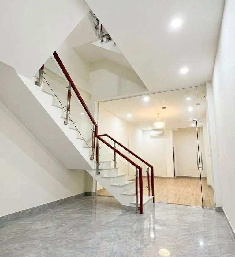 Nhà Tân Phú - Tân Hương, 5 tầng ở ngay - KD đa dạng, ngang 4m - dài 22m - hơn 18 tỷ.... Bán nhà mặt phố tại Phú Thọ Hòa, Hồ Chí Minh 01