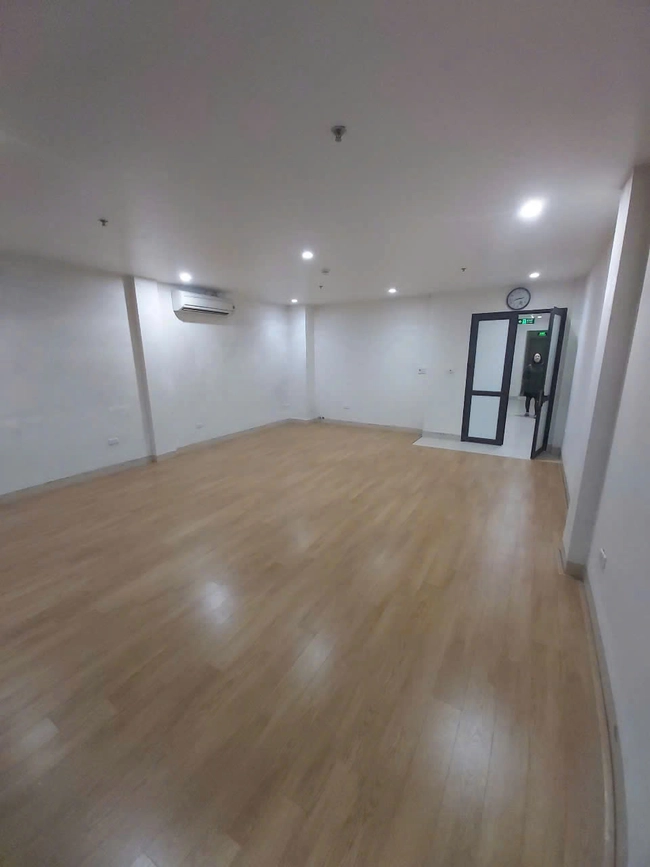 Cho thuê tòa M.P Ngô Xuân Quảng.Gia Lâm, Hà Nội, 110m2x6T,  thang máy, tầng hầm, PCCC vị trí KD đắc tại Hà Nội 02