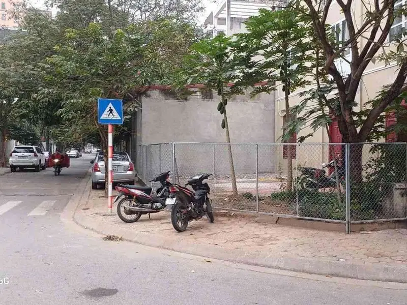 BÁN ĐẤT GIANG BIÊN 80,1M2- MẶT PHỐ, NGÃ TƯ, SIÊU ĐẸP - 26.5 Tỷ... Bán đất tại Việt Hưng, Hà Nội 01