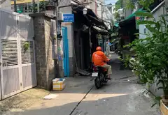 BÁN NHÀ ĐẸP 2 TẦNG - 40 M2-2PN- CÁCH 30M RA NGUYỄN THỊ THẬP- GIÁ NHỈNH6 Đ... Bán nhà riêng tại Tân Mỹ, Hồ Chí Minh 02