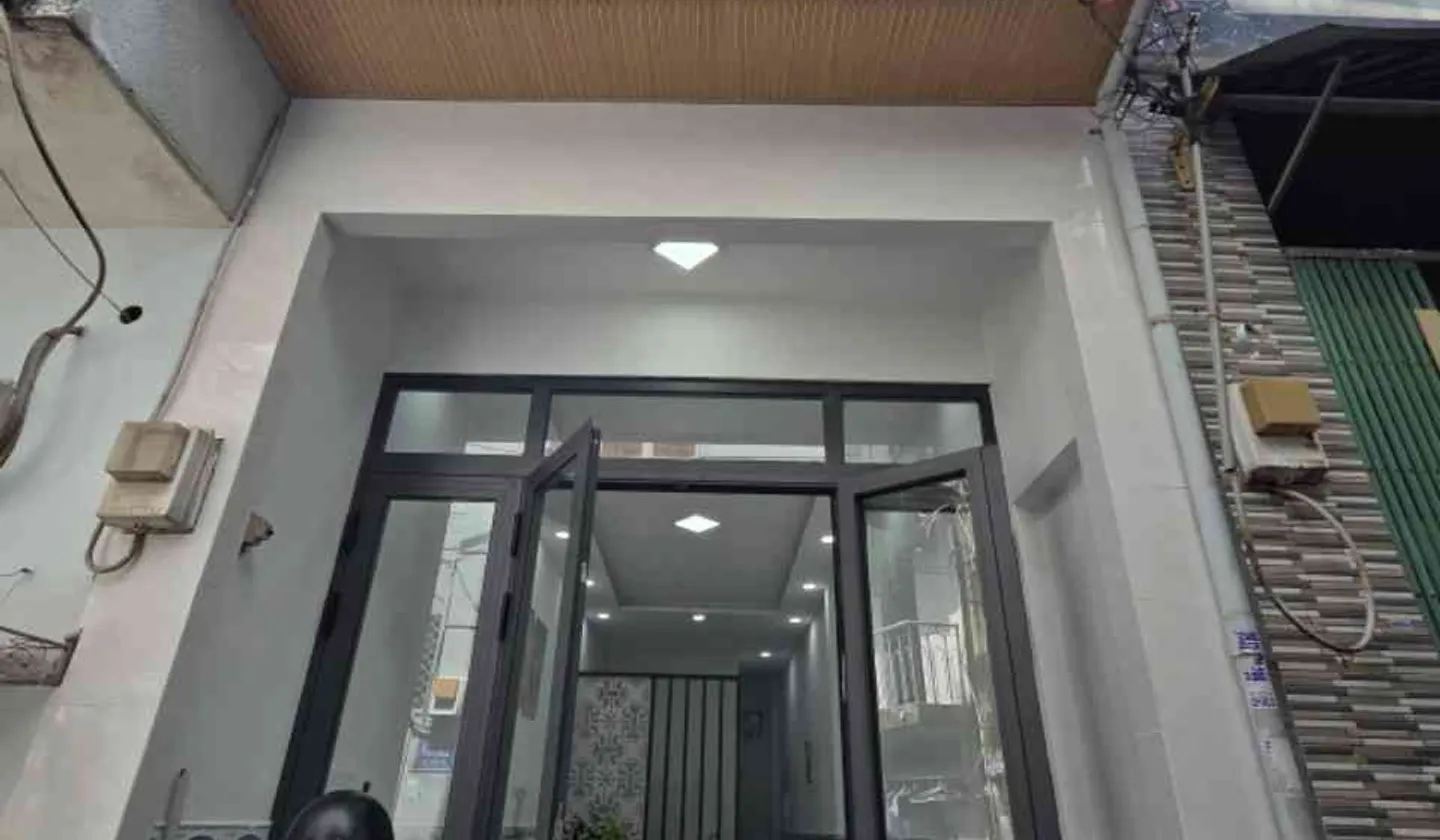 Nhà 2 tầng 30m2 giá siêu hợp gần Lê Trọng Tấn... Bán nhà riêng tại Tây Thạnh, Hồ Chí Minh 01