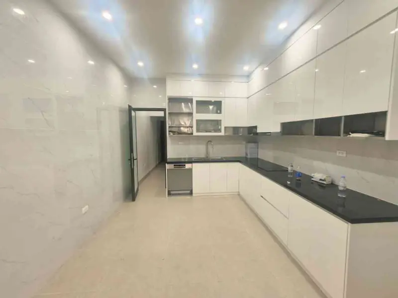 Nhà riêng 5 tầng có thang máy Phân lô Đào Tấn, mặt ngõ ô tô tránh, kinh doanh sầm uất... Bán nhà riêng tại Giảng Võ, Hà Nội 01
