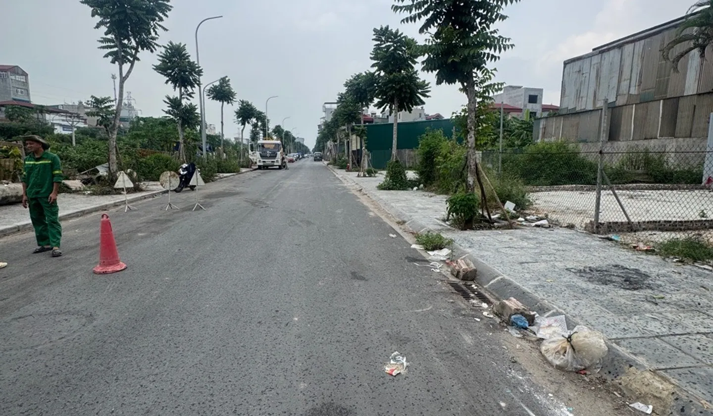 Cơ hội vàng sở hữu đất tái định cư Đặng Vũ Hỷ giá chỉ 230 triệu/m²... Bán đất tại Việt Hưng, Hà Nội 01