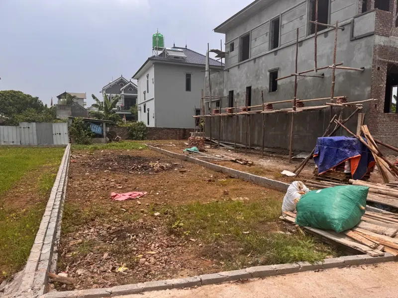 Cơ hội hiếm có sở hữu đất mặt tiền rộng ô tô 7 chỗ vào tận nơi tại khu vực đông dân... Bán đất tại Triệu Việt Vương, Hưng Yên 01