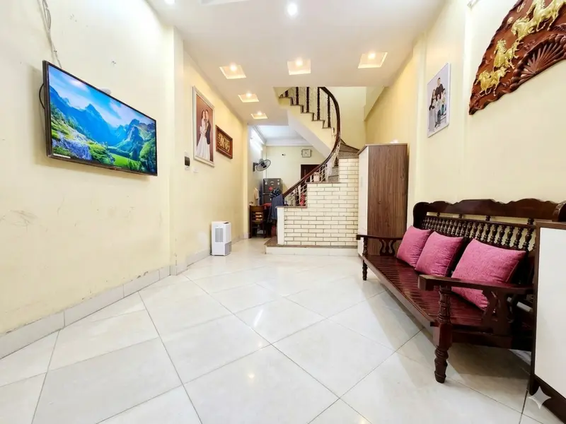 Bán nhà 5 tầng gần ô tô, 4 phòng ngủ, khu vực Định Công Thượng tiện nghi... Bán nhà riêng tại Định Công, Hà Nội 01