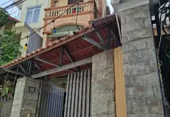Nhà mặt ngõ rộng rãi, gần hồ với tiện nghi đầy đủ... Bán owner_side tại Long Biên, Hà Nội 01