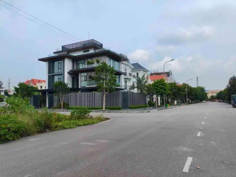 Nhà mặt phố rộng rãi tại Hải An với mặt tiền thoáng, vị trí thuận tiện... Bán nhà mặt phố tại Hải An, Hải Phòng 01